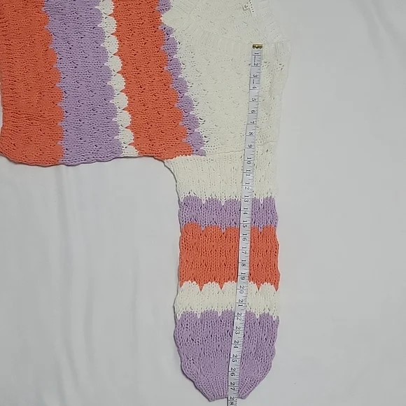 Baevely Sweater, Medium - Picture 7 of 10